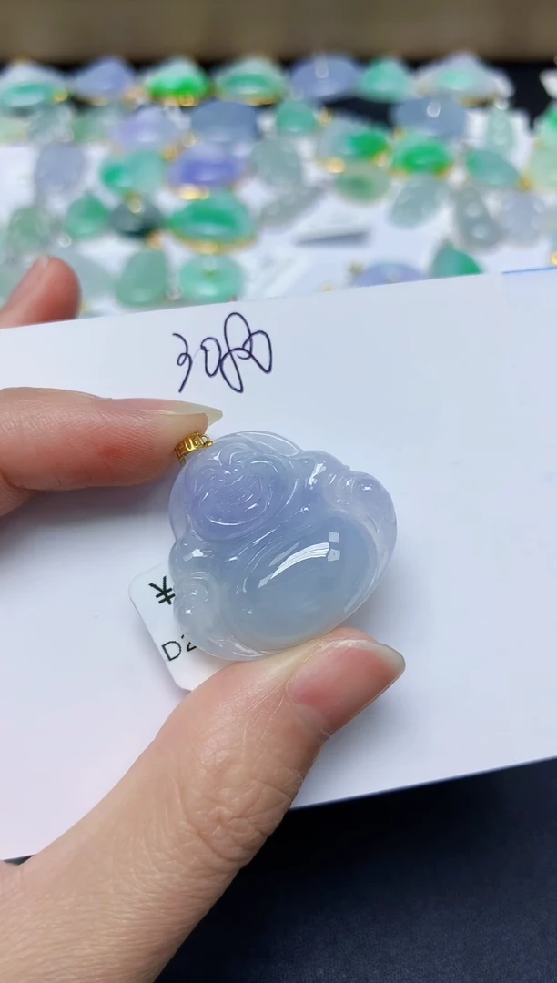 翡翠18K金镶嵌颈饰天然缅甸翡翠A货