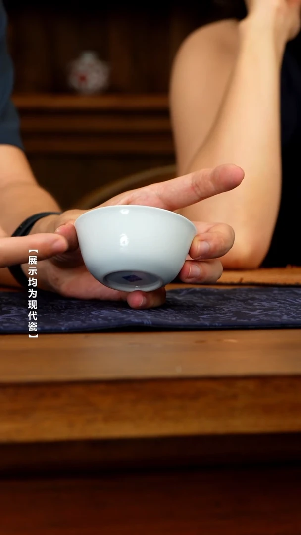 【瓷见如故】海韵堂白胎内绘鱼藻缸杯