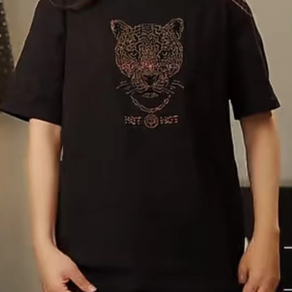 TCH潮牌豹子黑色休闲短款T夏季时尚简约洋气上衣T212106230