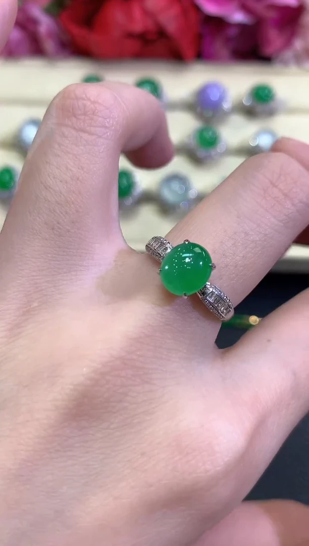 18K金镶嵌戒指翡翠秋日珠宝Q77