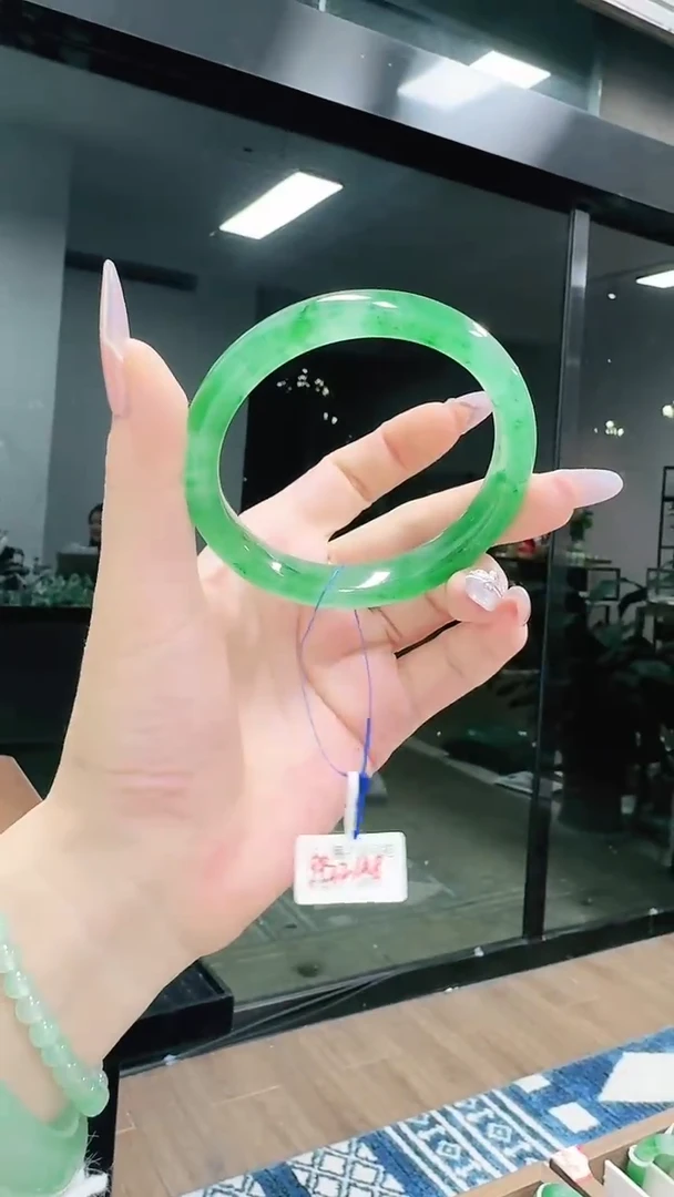 未镶嵌1石英质玉（非洲翠）绽*/1442-57