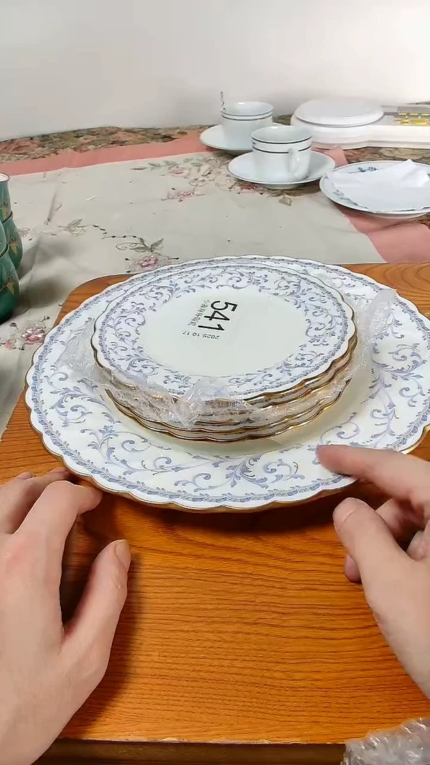 瓷片斐小淼海外陶瓷工艺品