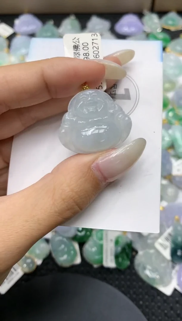 颈饰18K金镶嵌翡翠1111111111