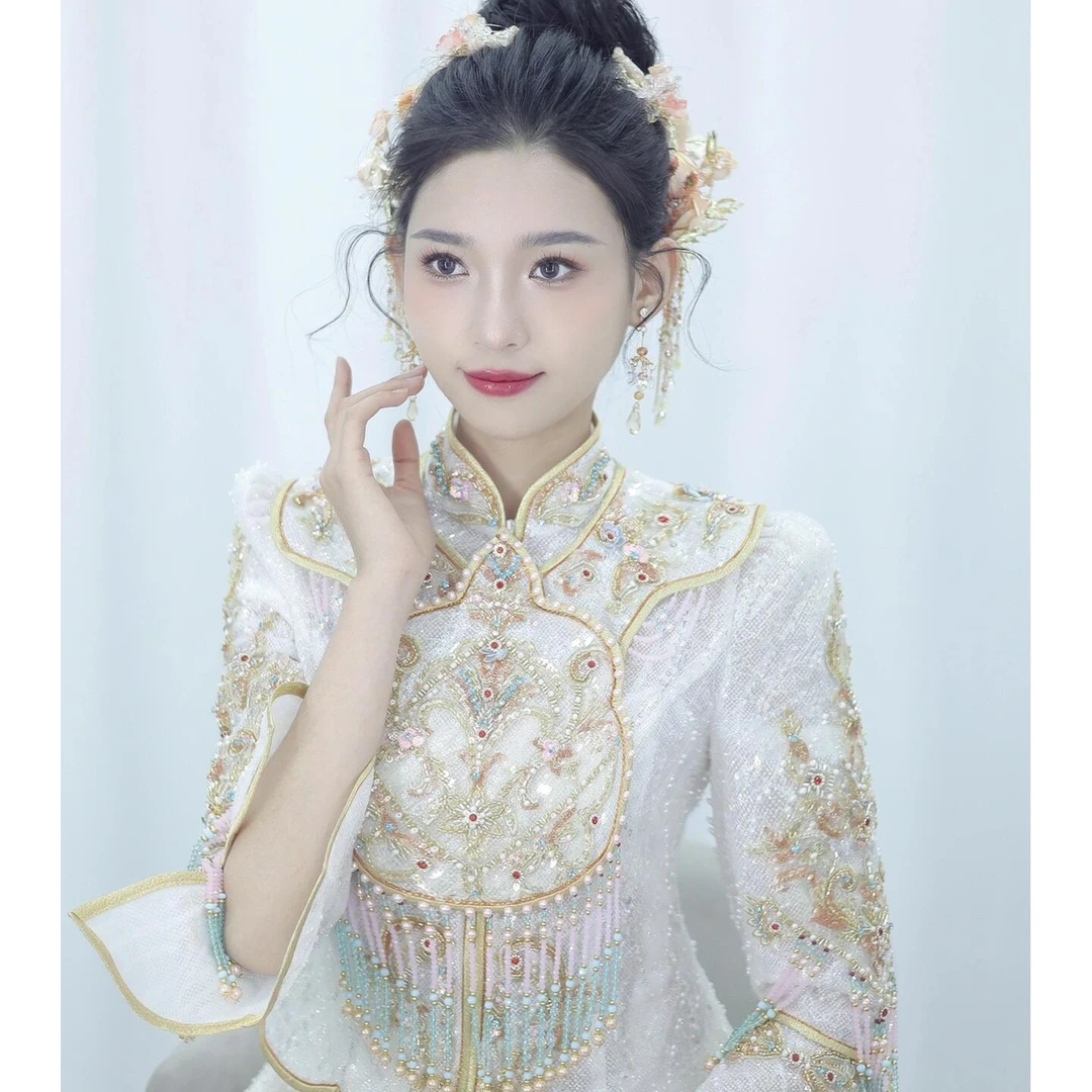 浅香槟色秀禾服新娘高级中式嫁衣重工奢华礼服2024年新款