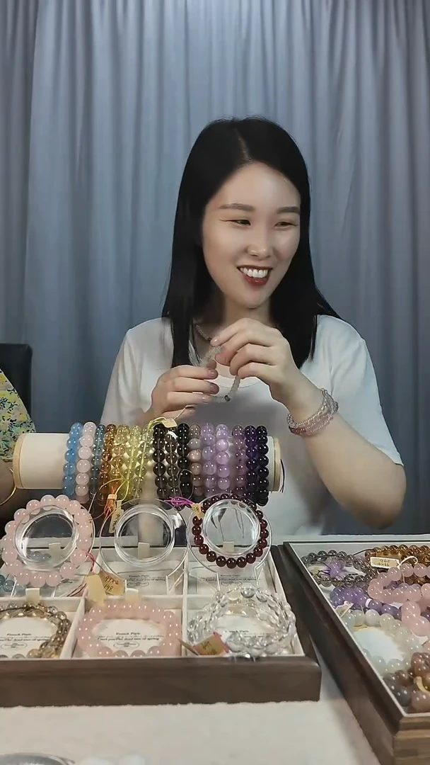 水晶手链未镶嵌天山翠