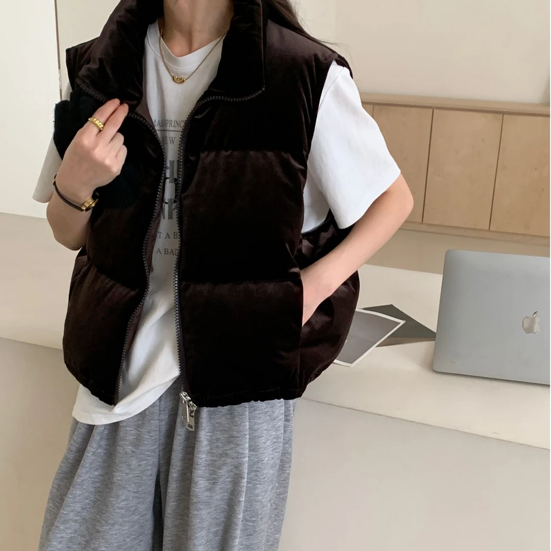 2024冬季新款高端丝绒羽绒服马甲90白鸭绒短款宽松