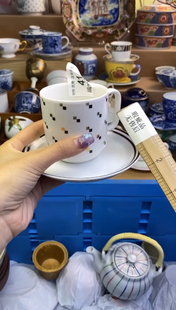 瓷色工艺品品品品041