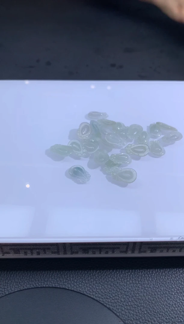 【闪购商品】翡翠颈饰未镶嵌多样性发一件