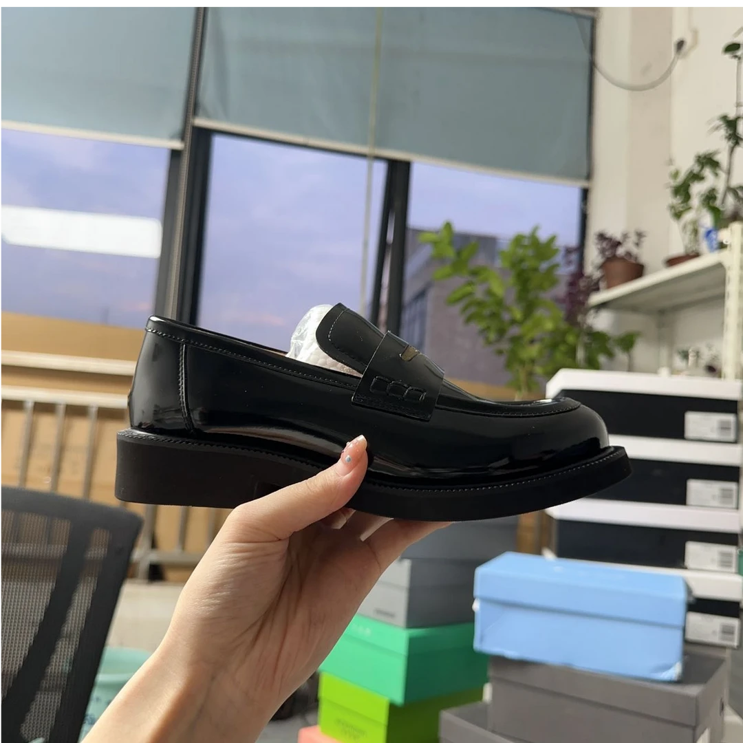 1410宝妈高端四季款舒适运动鞋黑色（温州宝妈鞋）