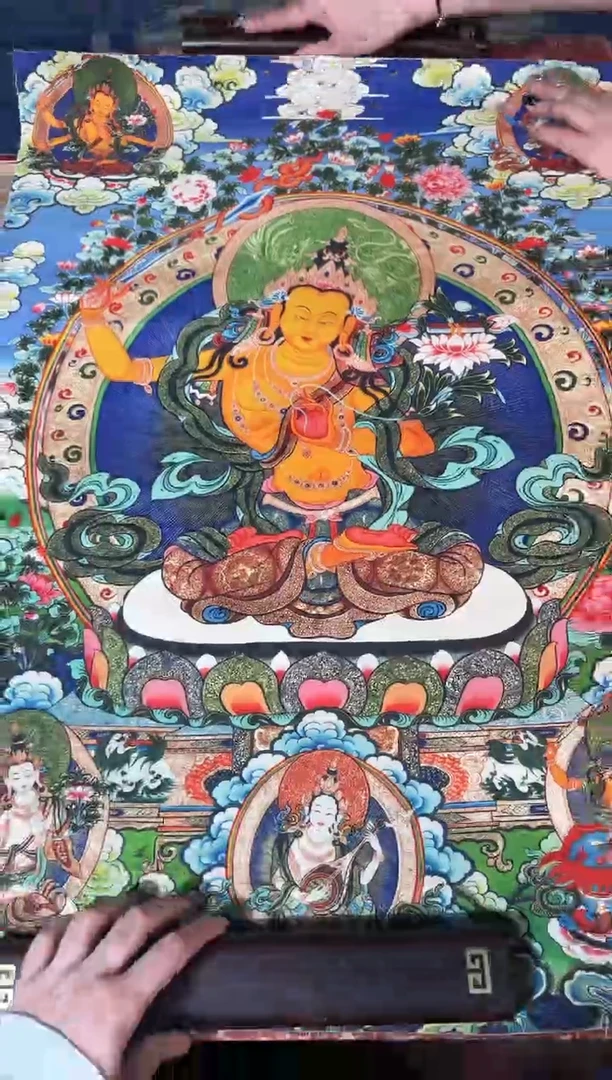 卷轴画龙妹的唐卡tk16