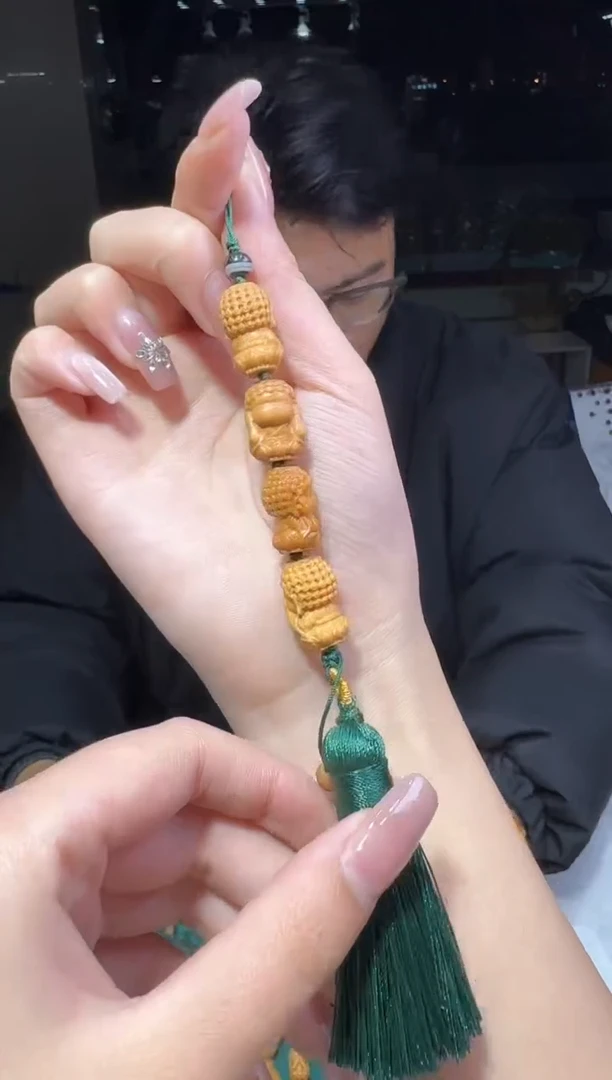 【闪购商品】檀香木其他多样性发一件 489