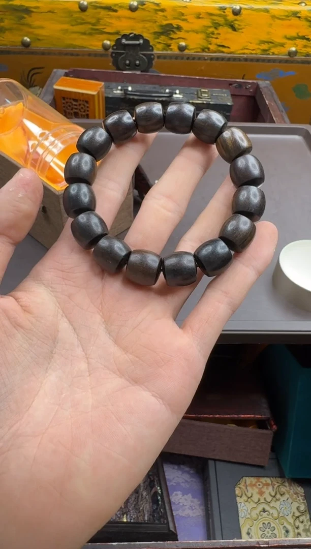 沉香沉香碎屑主播精品链接———————黄棋1.6