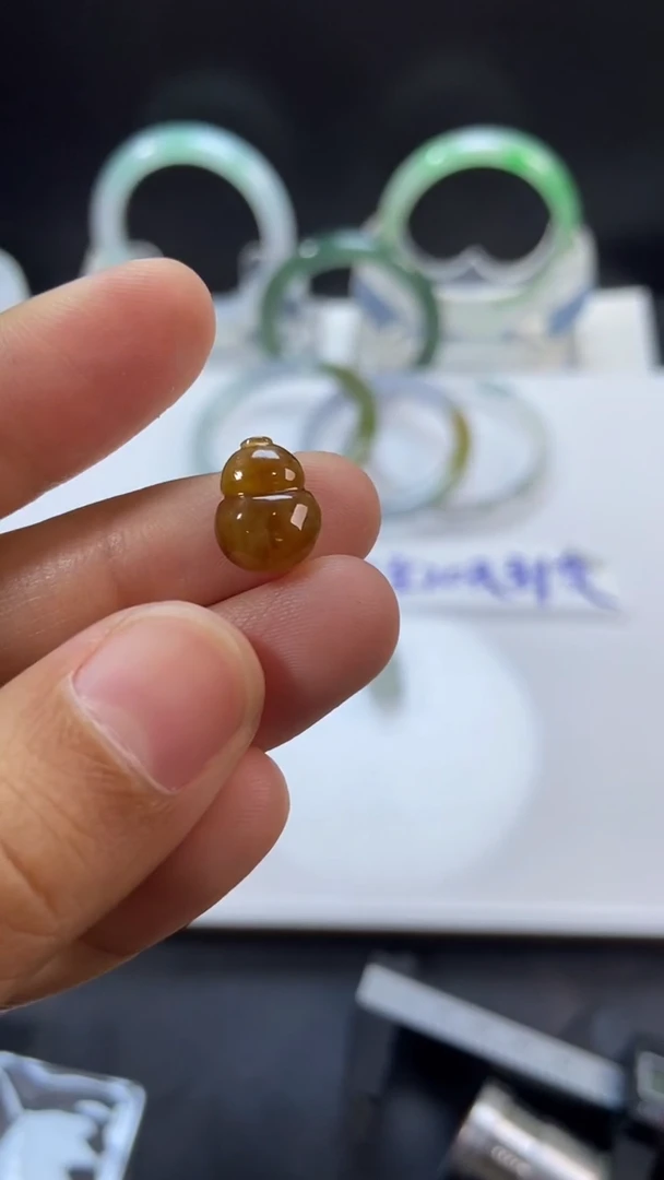 未镶嵌定制翡翠缅甸天然翡翠葫芦