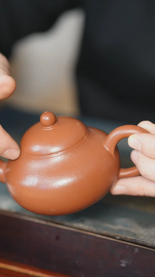 【闪购商品】喀左紫砂真不错，主播就是做壶的