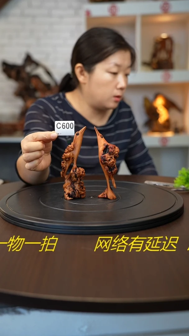 木木雕款惜****か云南黑果木摆件   2件