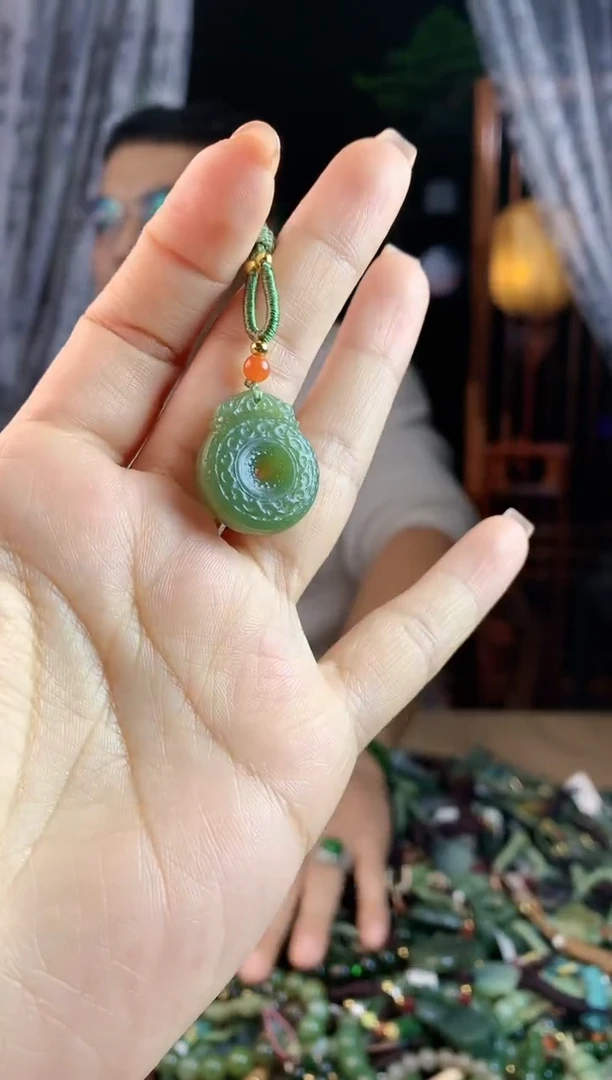 【闪购商品】和田玉挂件未镶嵌多样性发货拍一发一