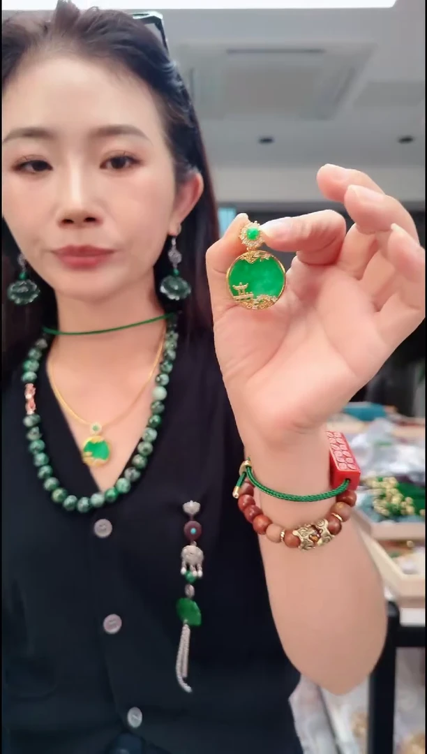 颈饰合金石英质玉0820绿圆吊坠