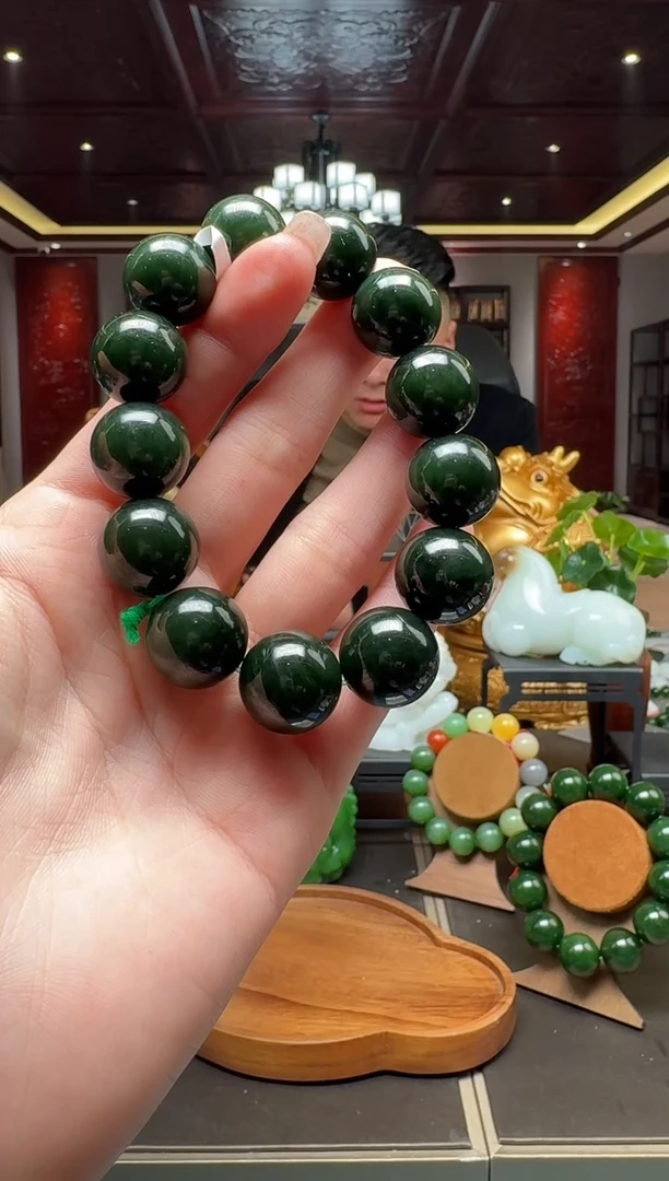 未镶嵌和田玉挂件by16