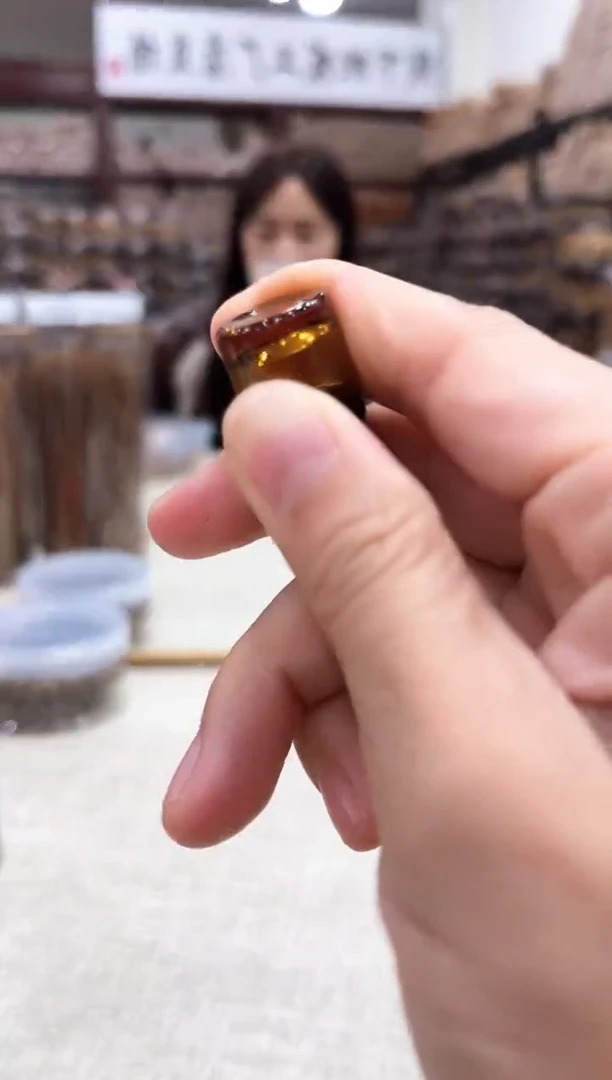 【闪购商品】沉香沉香精油新款精油1ml【meng】