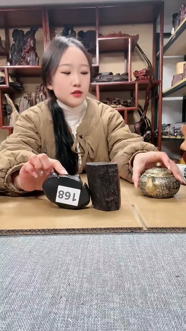 【闪购商品】贡木 红木底座工艺品收藏