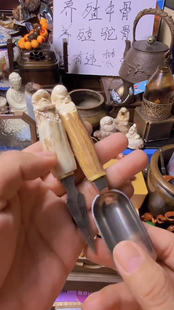 大叶紫檀（黑酸枝木类）回流直播间手把件摆件