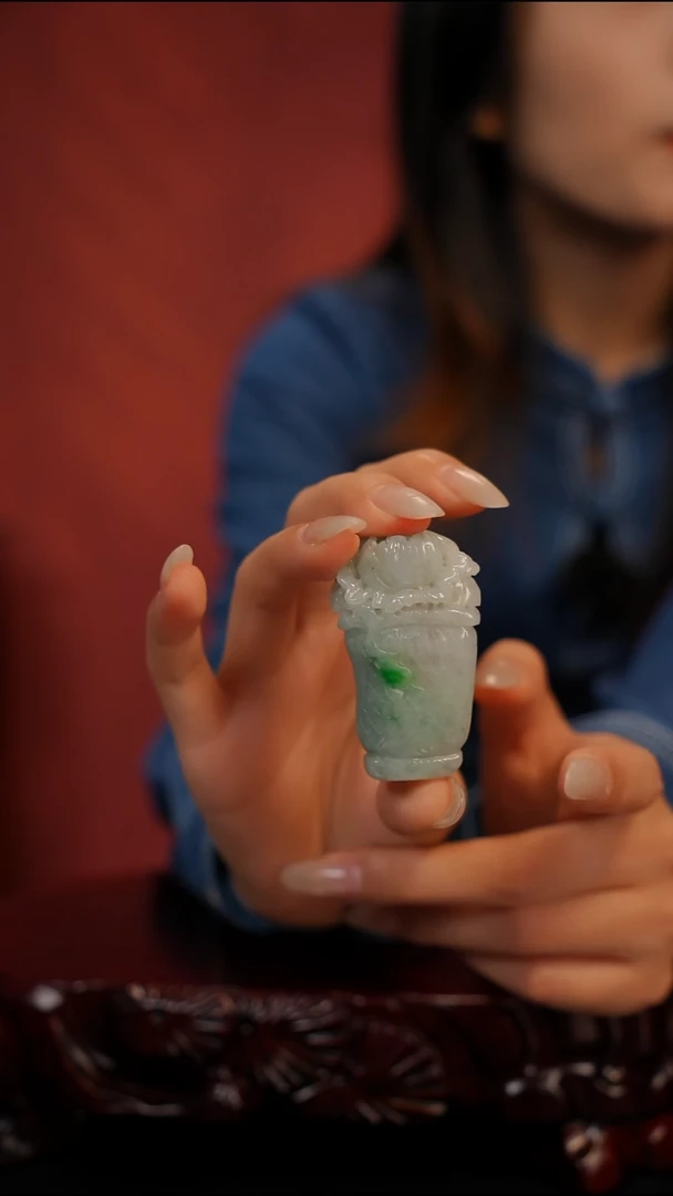 未镶嵌摆件翡翠小花篮