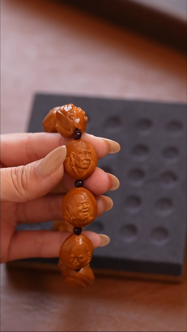 手串/手链橄榄核罗汉1.8