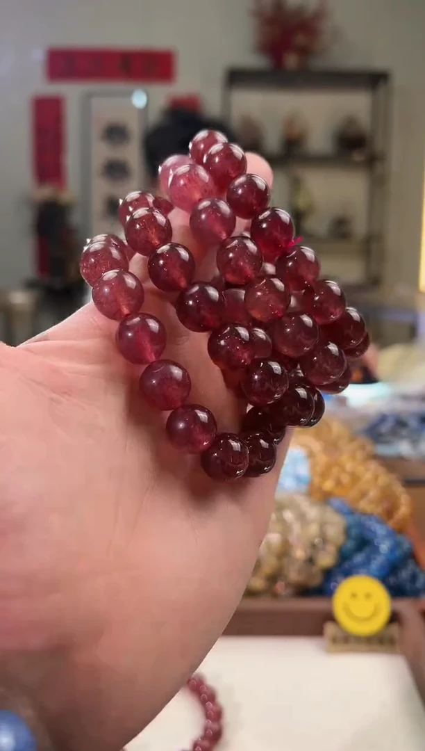【闪购商品】石英质玉手串未镶嵌13+m鸽血红草莓晶（多样性发其一）