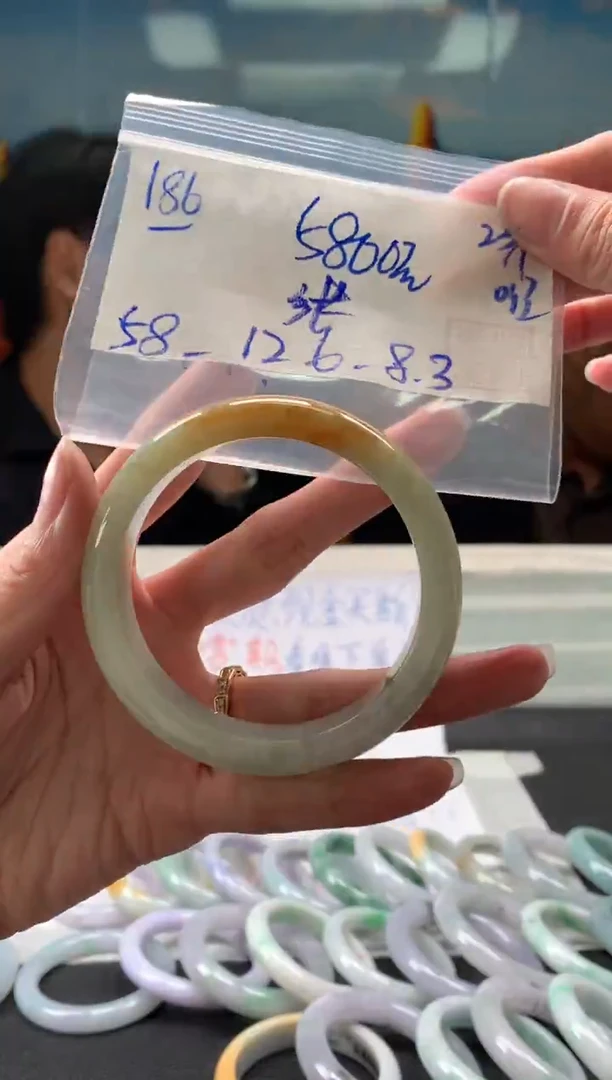 【闪购商品】翡翠手镯未镶嵌翡翠手镯 下单联系小耳机#186