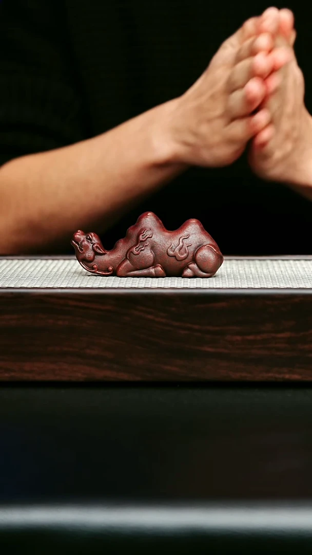 紫砂茶宠宜兴紫砂茶宠 骆驼笔架