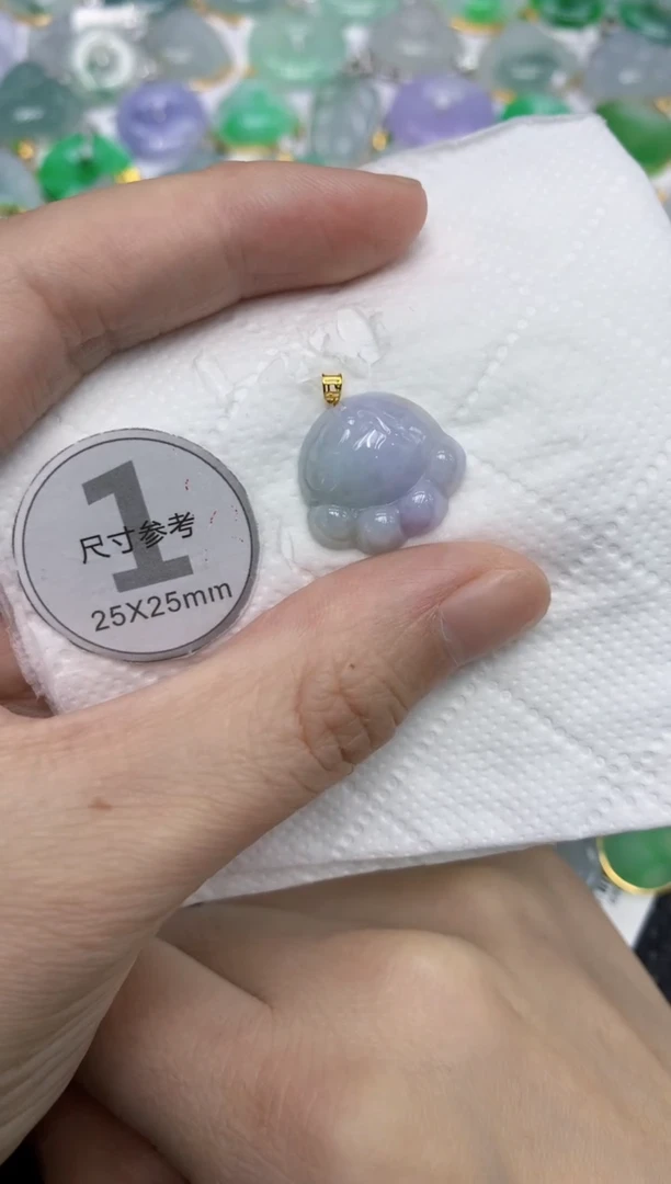 颈饰18K金镶嵌翡翠11111111111
