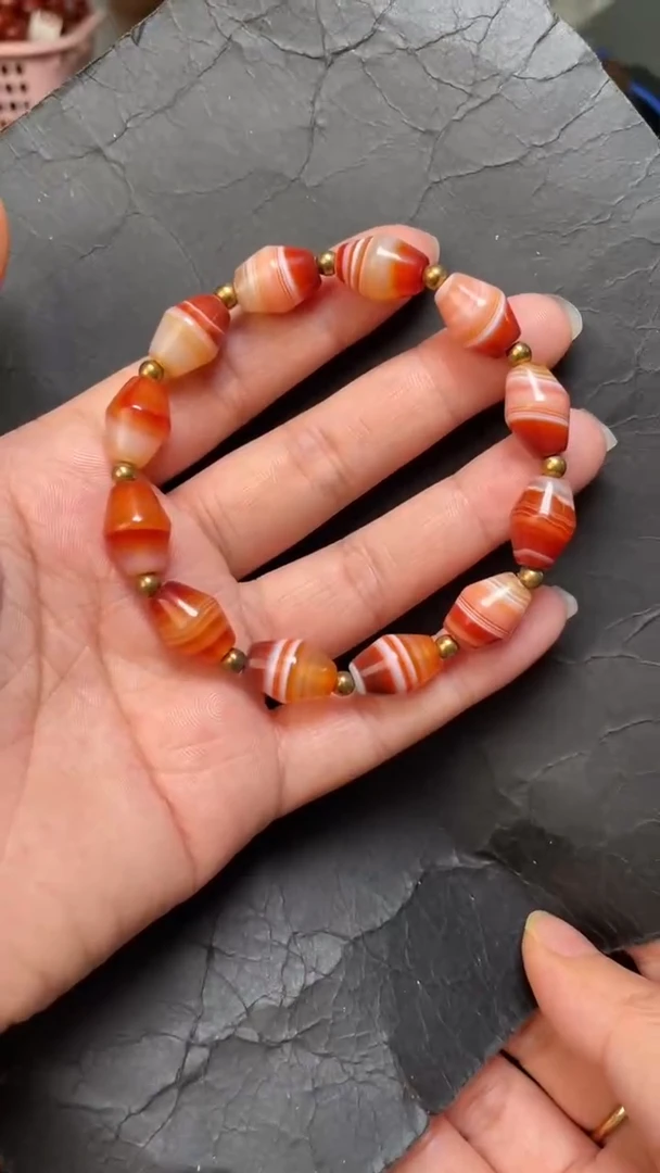 未镶嵌6玛瑙/玉髓手串--10