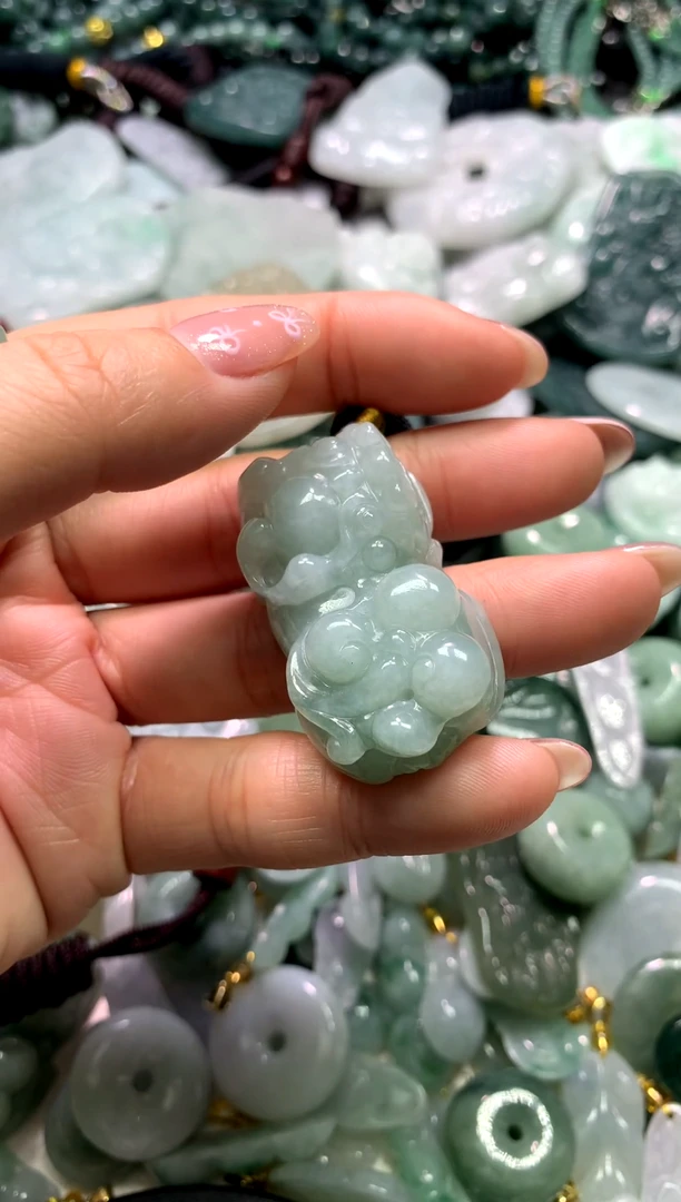 吊坠(不含链)未镶嵌翡翠1