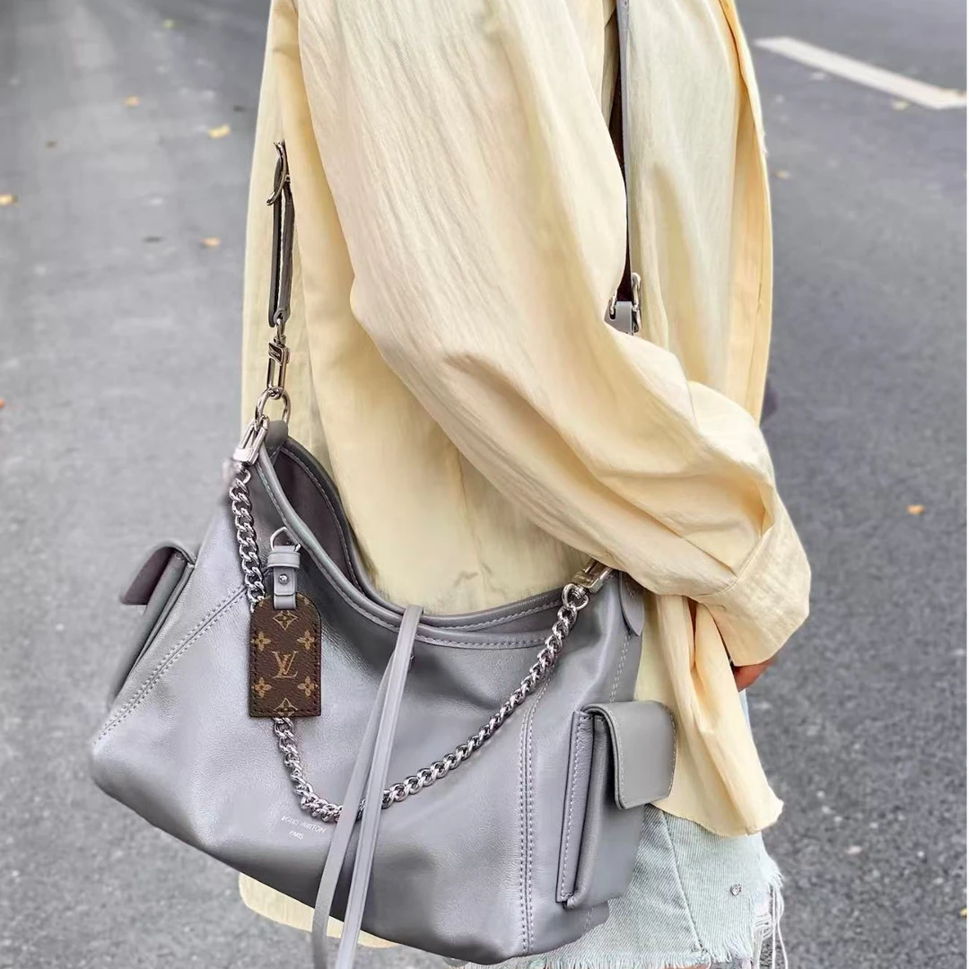 95新 LouisVuitton/路易威登 展会外场！鲨鱼灰carryall小号