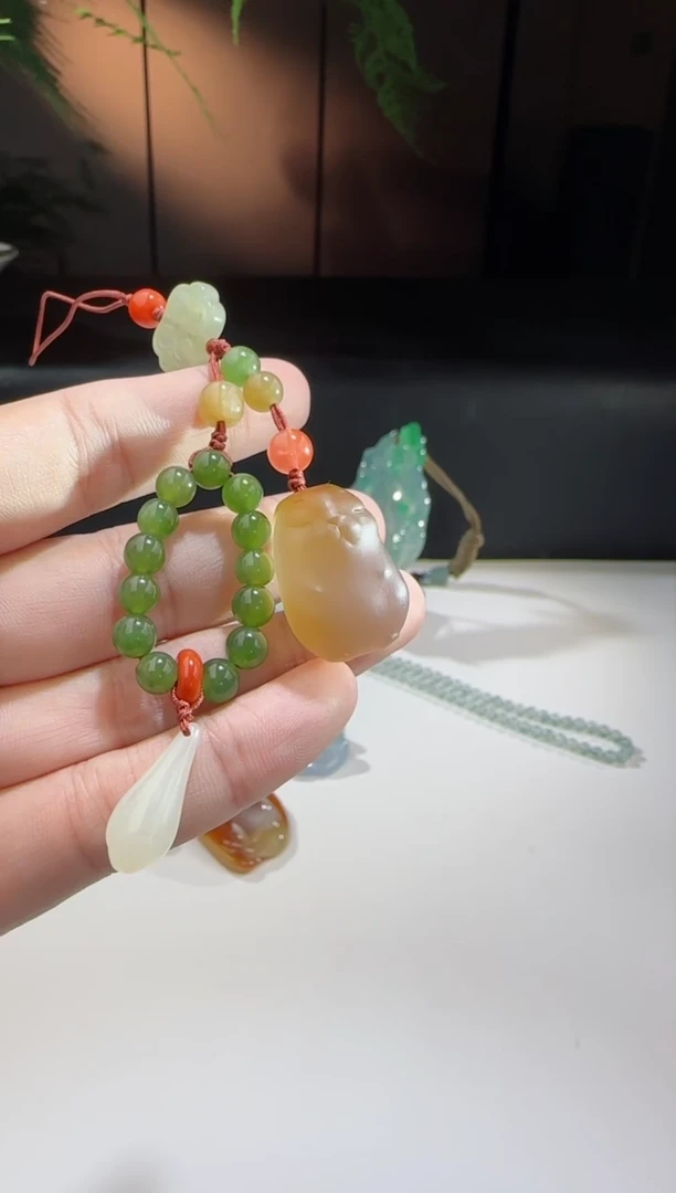 玛瑙/玉髓颈饰未镶嵌洋