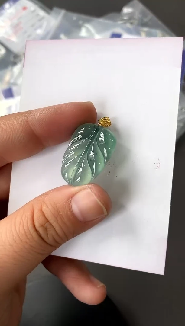 【闪购商品】翡翠颈饰18K金镶嵌买断价