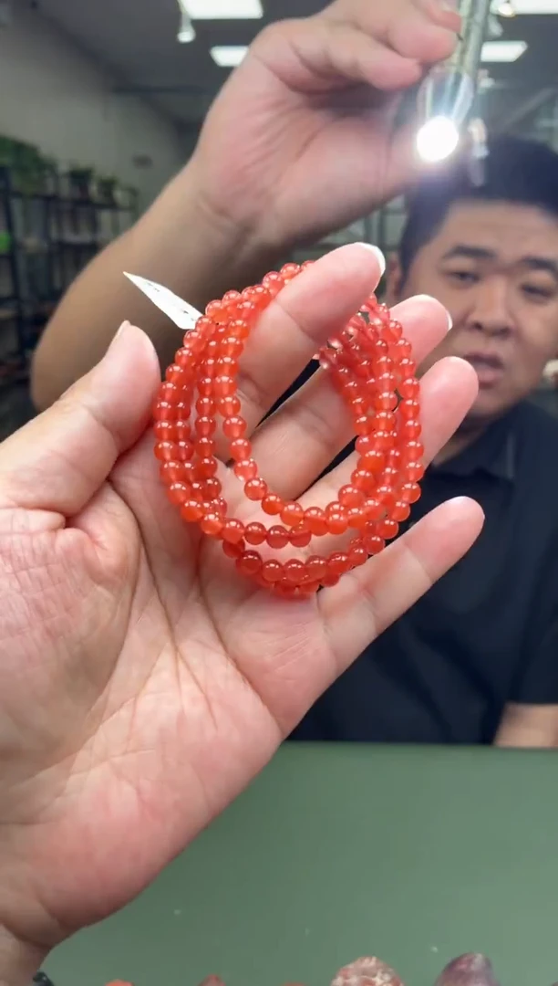 未镶嵌手链南红玛瑙多圈手串一条约5mm多样性发货