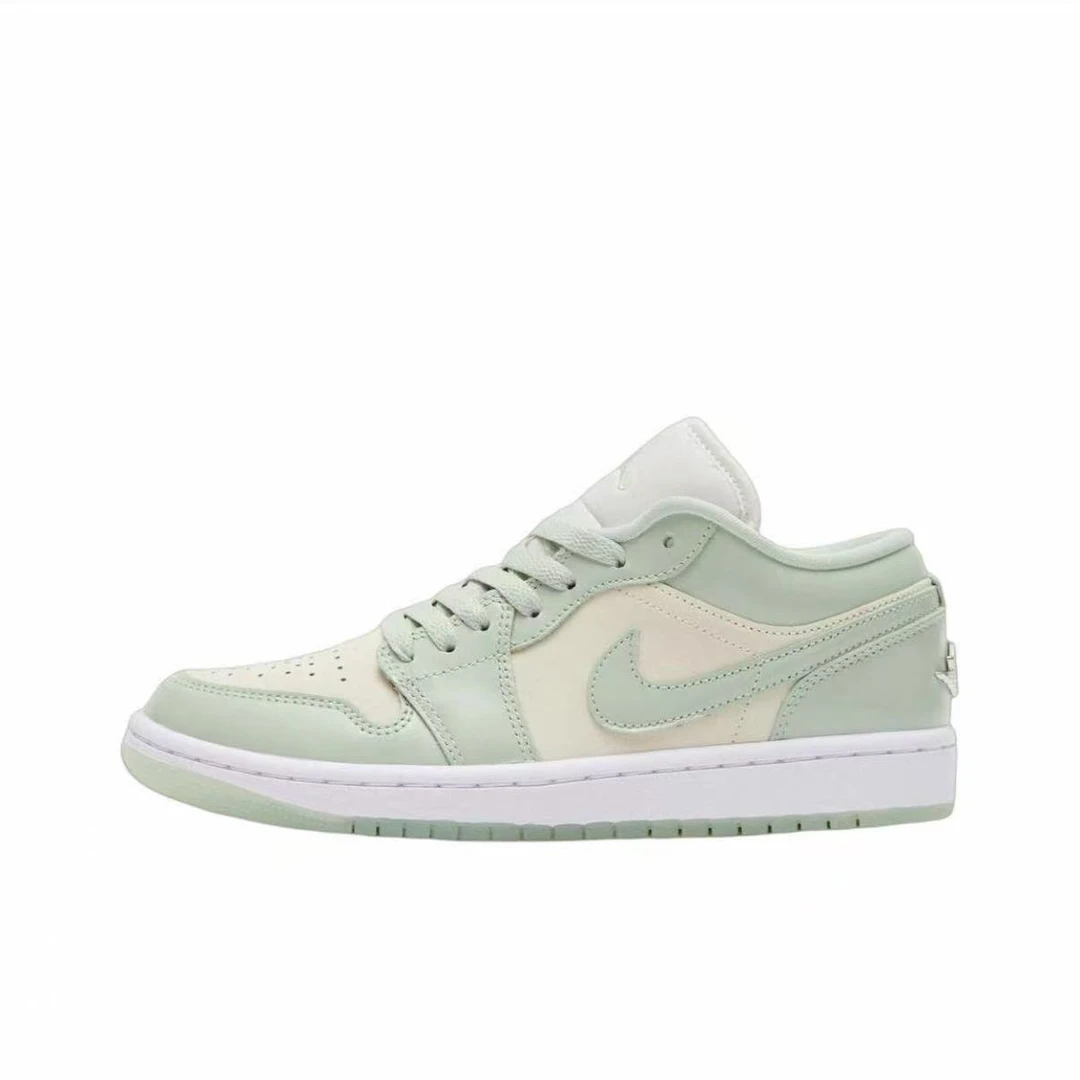 NIKE/耐克女子AJ1 LOW SE抹茶绿欧若风低帮休闲鞋HF4078-100