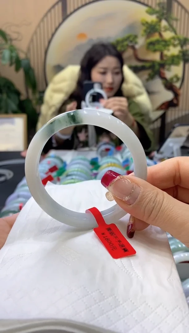 【闪购商品】翡翠手镯未镶嵌99904663
