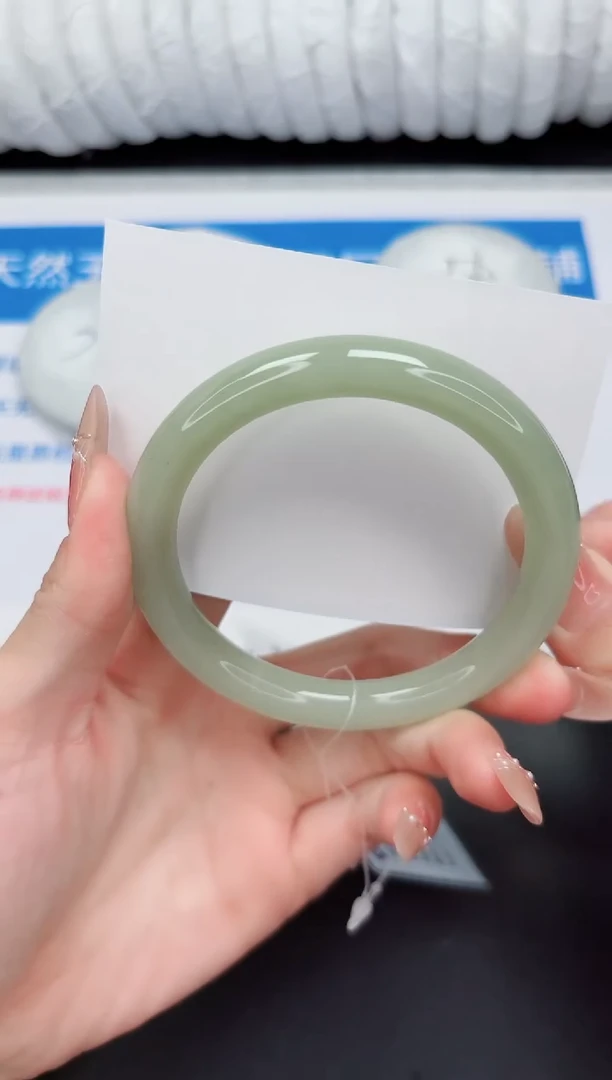 未镶嵌手镯石英质玉8-62.2DY