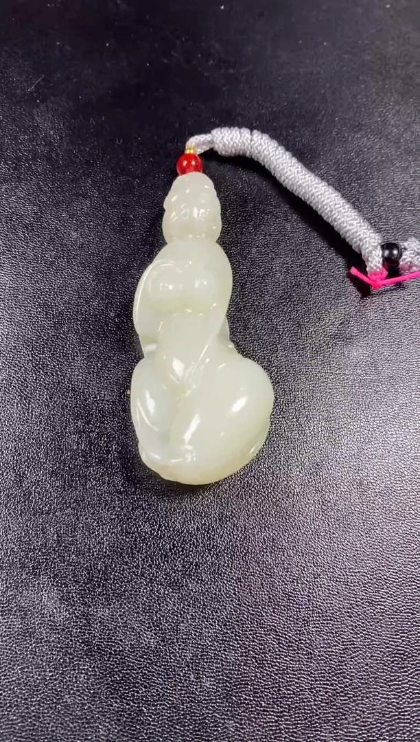未镶嵌和田玉挂件1