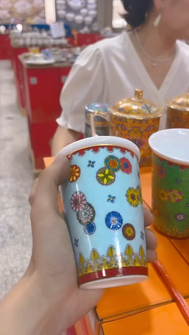 2个皮球花可乐杯