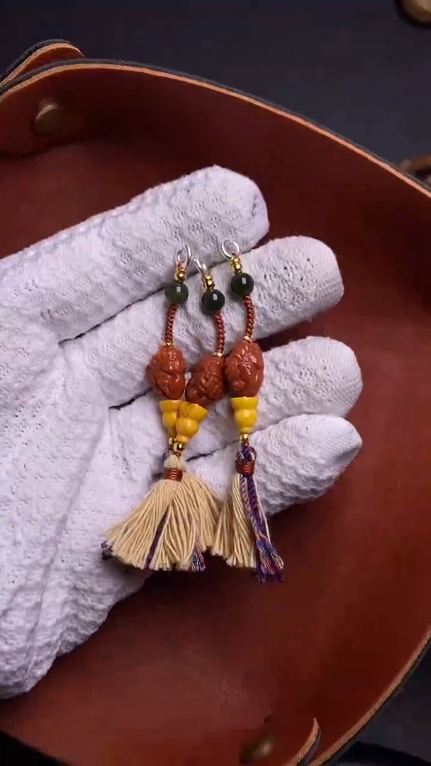 【闪购商品】南红玛瑙颈饰未镶嵌象神侧挂（多样性发其一）