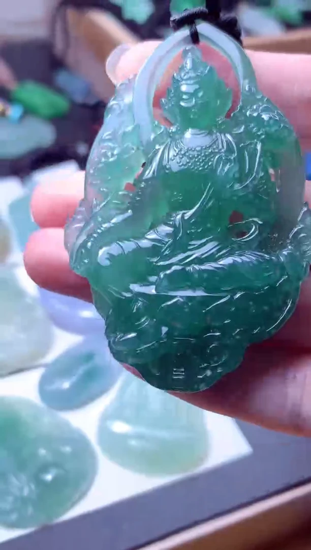 颈饰未镶嵌翡翠天然A货翡翠