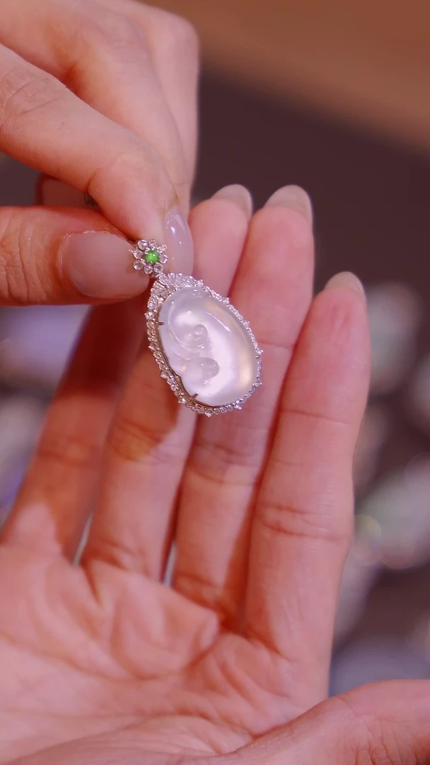 吊坠(不含链)18K金镶嵌翡翠b20