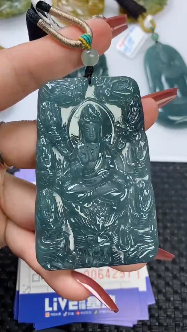 【闪购商品】翡翠颈饰未镶嵌1111111111111111