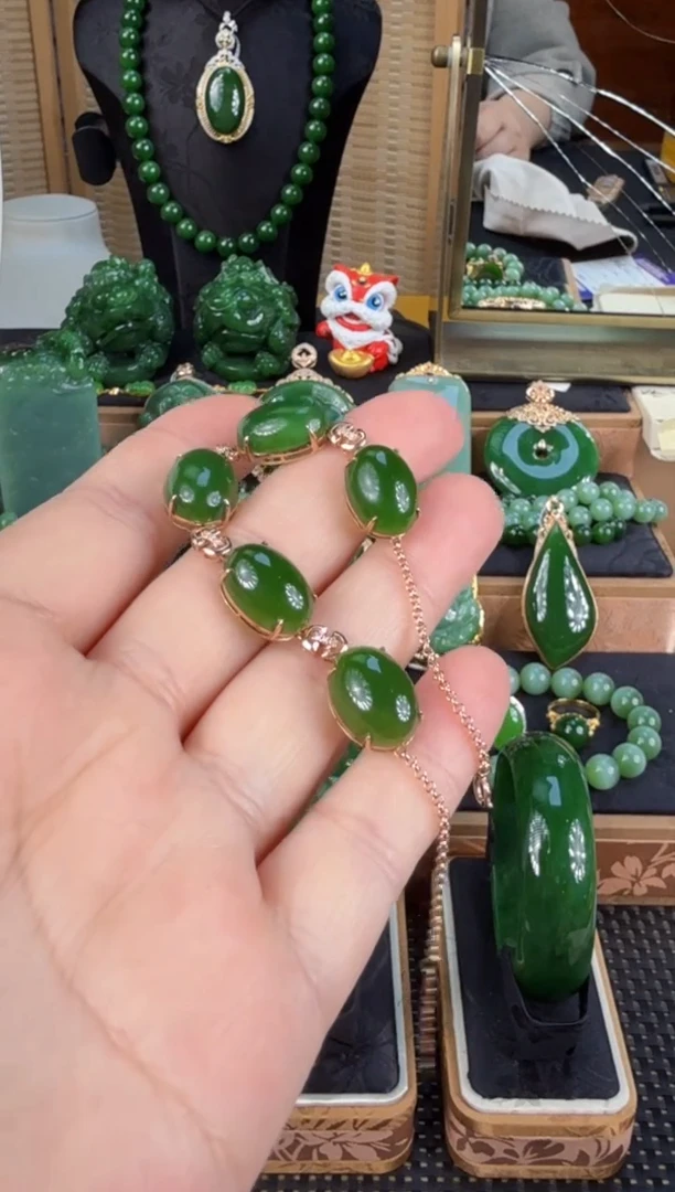 【闪购商品】和田玉（碧玉）手链18K金镶嵌 