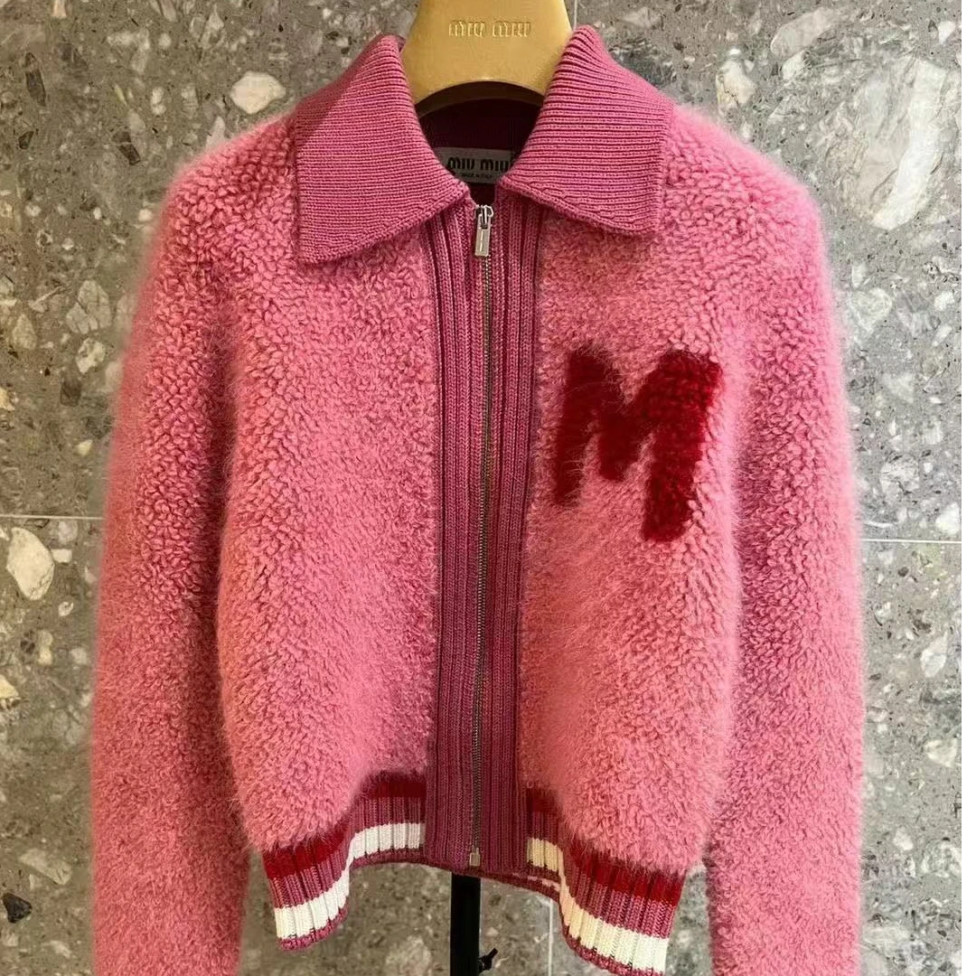 99新 MIU MIU/缪缪  蜜桃粉色羊毛M字母拉链外套38码