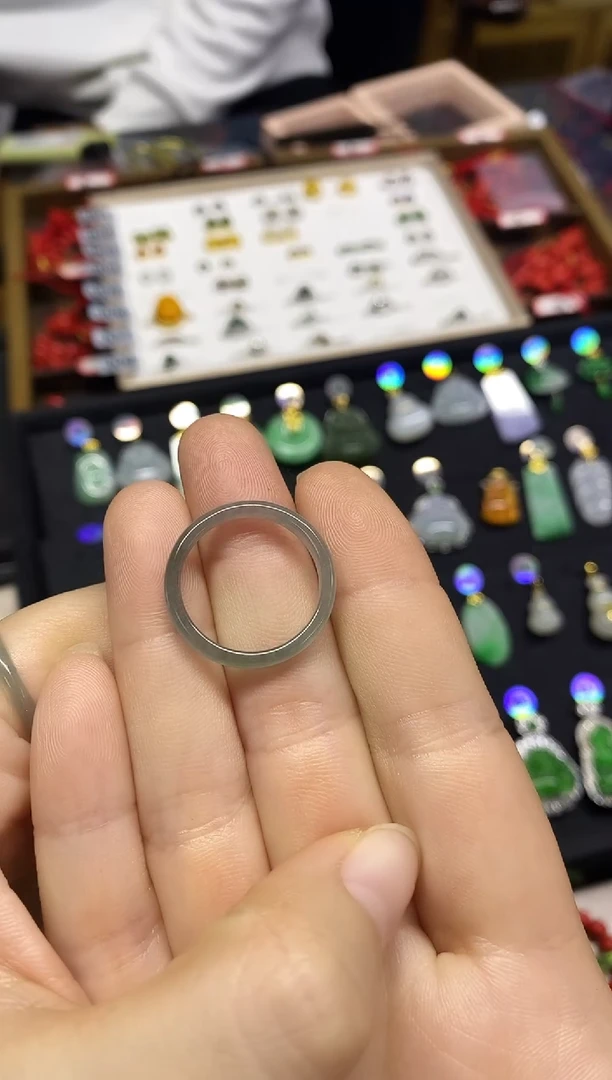 未镶嵌戒圈翡翠嘻**哈蓝冰戒圈
