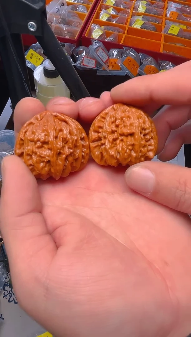 【闪购商品】文玩核桃把件42南瓜墩